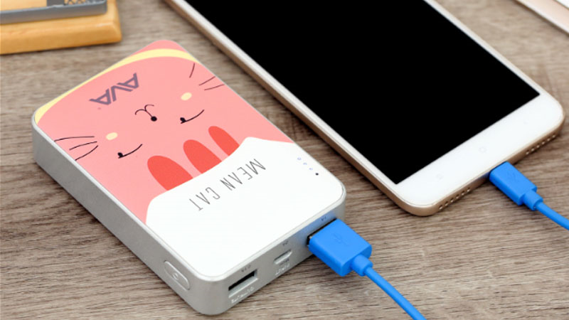Pin sạc dự phòng 7.500 mAh AVA Cat 3S Cam Trắng